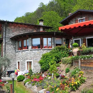 Gospodarstwo wiejskie La Fonte Di Mariella, Gravedona